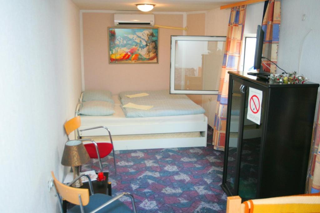Hostel 021 Novi Sad Ruang foto